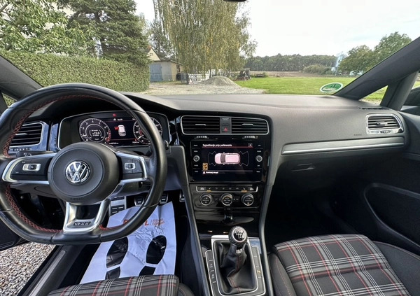 Volkswagen Golf cena 88800 przebieg: 92000, rok produkcji 2019 z Sobótka małe 562